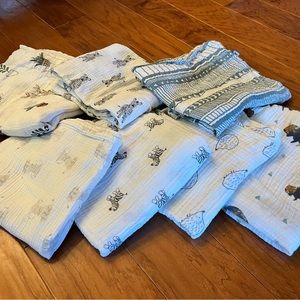 Muslin swaddles/blankets-assortment of 7